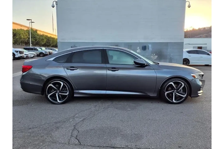 $19348 : Honda Accord 2020 Sport 4dr image 4