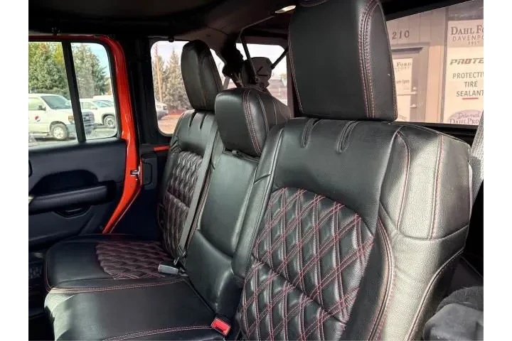 $26200 : Jeep Wrangler Unlimited 2018 image 10