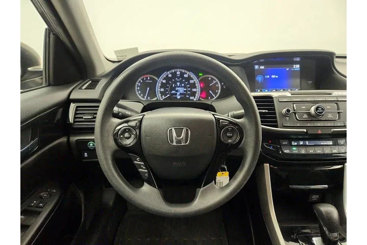 $18998 : Honda Accord 2016 LX 4dr Sed image 10