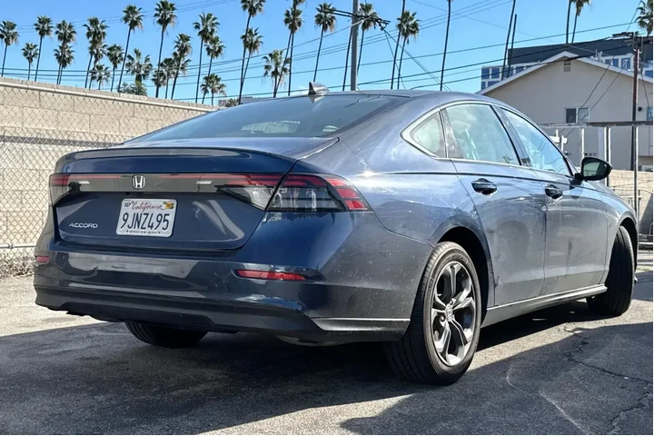 $24888 : Honda Accord 2023 EX 4dr Sed image 3