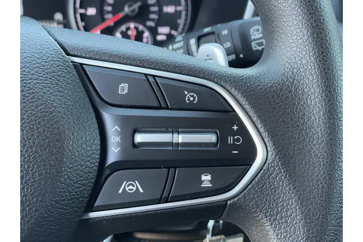 $23745 : Hyundai SANTA FE 2023 AWD SE image 9