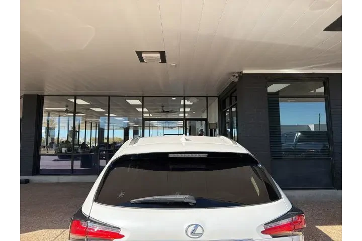 $22975 : Lexus NX 200t 2017 4dr Cross image 5