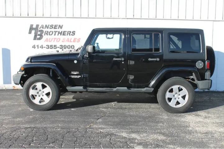 $13490 : 2012 Wrangler Unlimited Sahara image 3