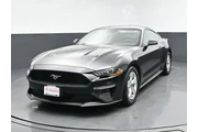 Ford Mustang 2022 EcoBoost 2 en Long Island