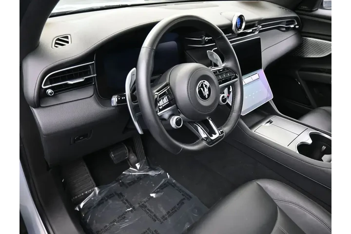 $33995 : Maserati Grecale 2023 AWD GT image 10