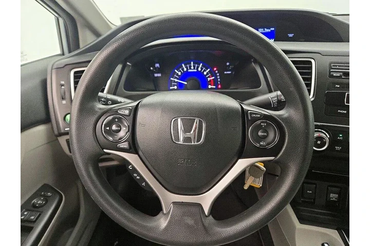 $13599 : Honda Civic 2014 LX 4dr Seda image 10