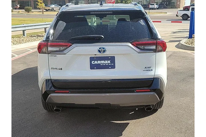 $27998 : Toyota RAV4 Hybrid 2021 AWD image 6