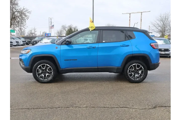 $24577 : Jeep Compass 2025 4x4 Trailh image 6