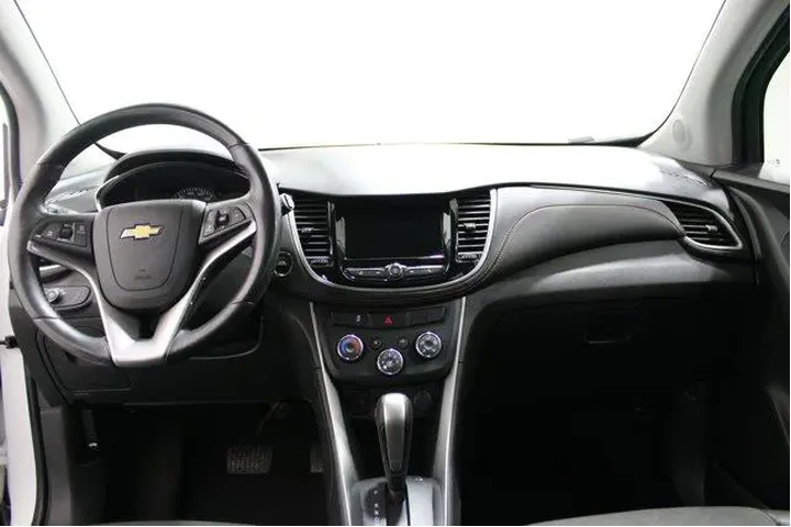 $14989 : Chevrolet Trax 2022 LT 4dr C image 2