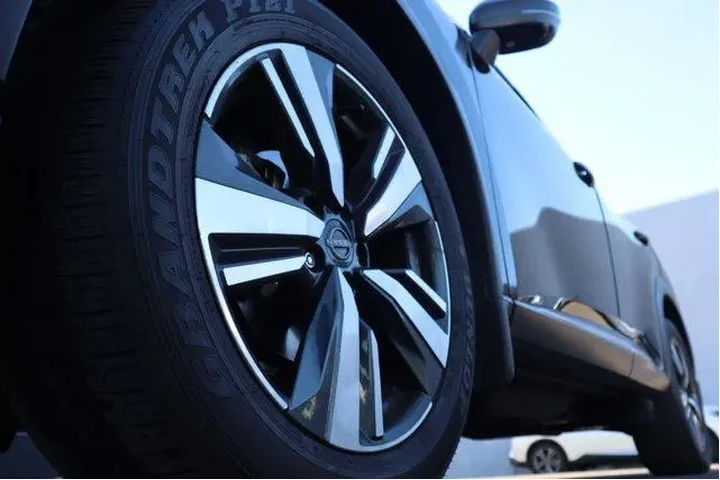 $29424 : Nissan Rogue 2023 AWD SL 4dr image 9