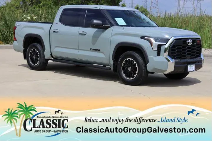 $37703 : Toyota Tundra 2022 4x2 SR5 4 image 1