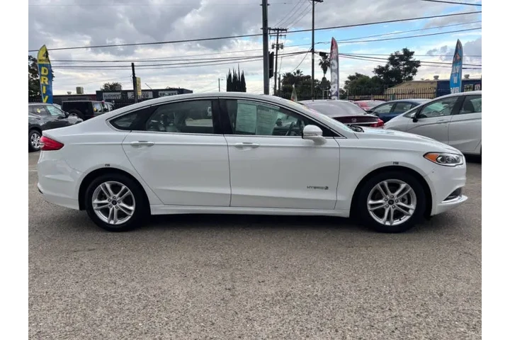 $10999 : 2018 Fusion Hybrid SE image 6