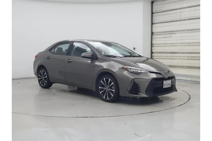 $15998 : Toyota Corolla 2017 SE 4dr S image 1