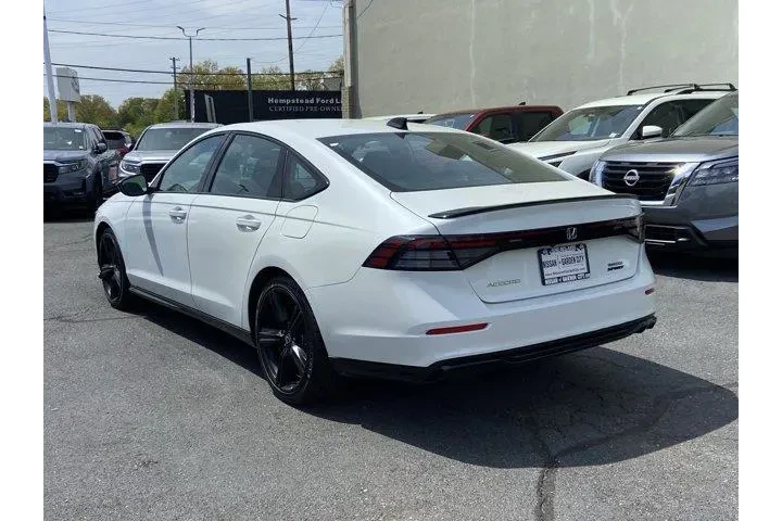 $24387 : Honda Accord Hybrid 2024 Spo image 6