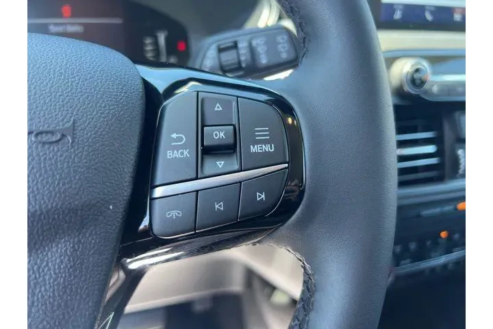 $23547 : Ford Escape 2024 AWD Active image 9