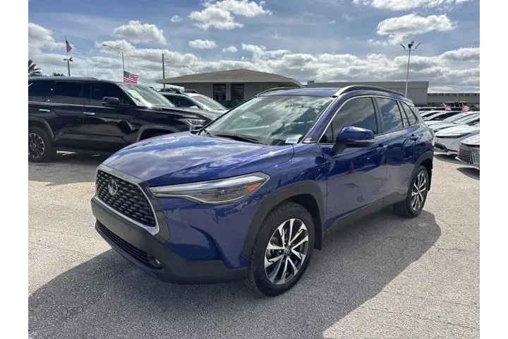 $27988 : Toyota Corolla Cross 2024 AW image 7