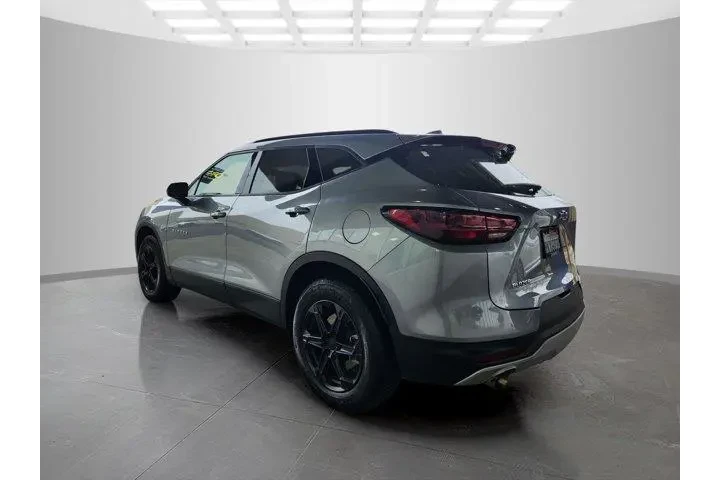 $25069 : Chevrolet Blazer 2024 LT 4dr image 5