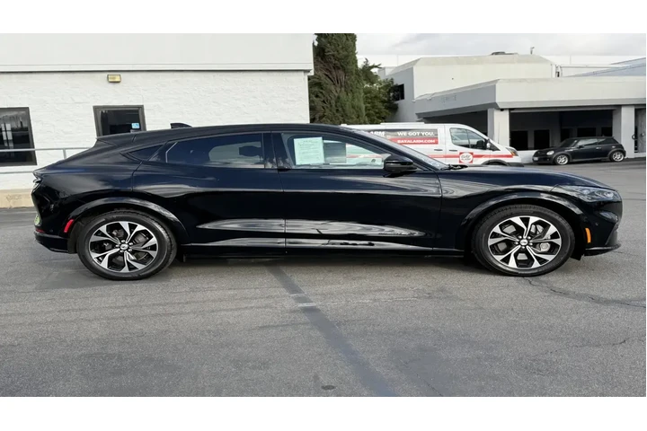 $31995 : Ford Mustang Mach-E 2023 AWD image 8