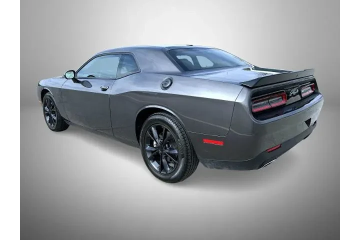 $30995 : Dodge Challenger 2023 AWD SX image 7