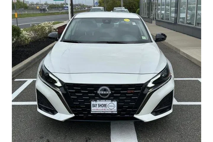 $21252 : Nissan Altima 2025 2.5 SR 4d image 4