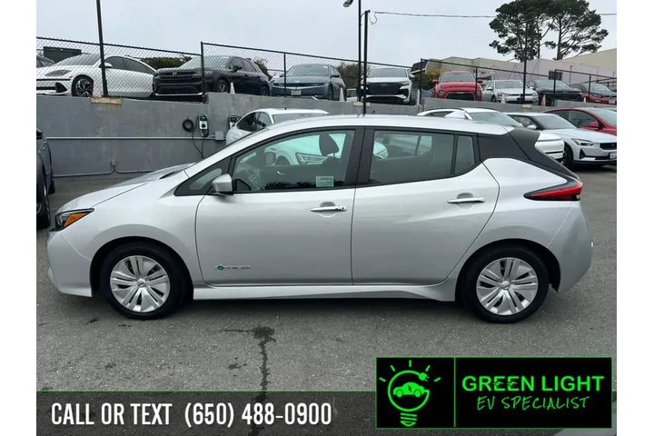 $11400 : 2019 LEAF S image 8