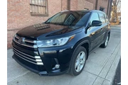 2017 Highlander Limited en Cleveland