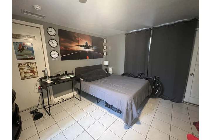 $1400 : Studio ADU privado image 5