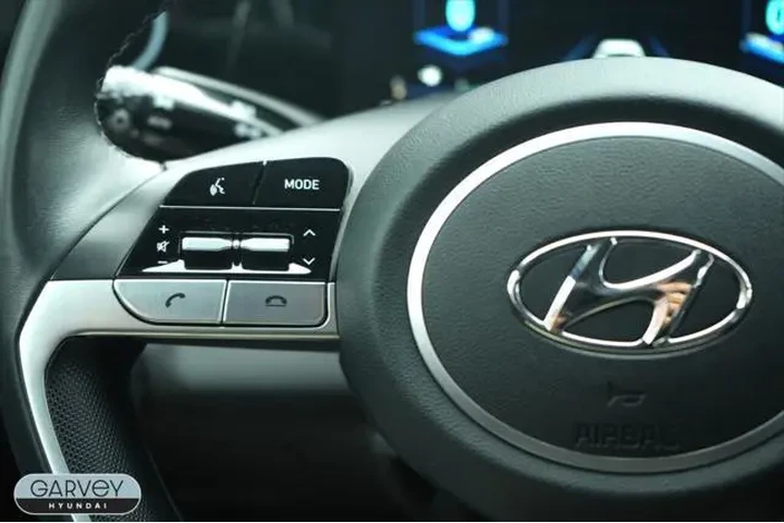 $18000 : Hyundai ELANTRA 2022 SEL 4dr image 6