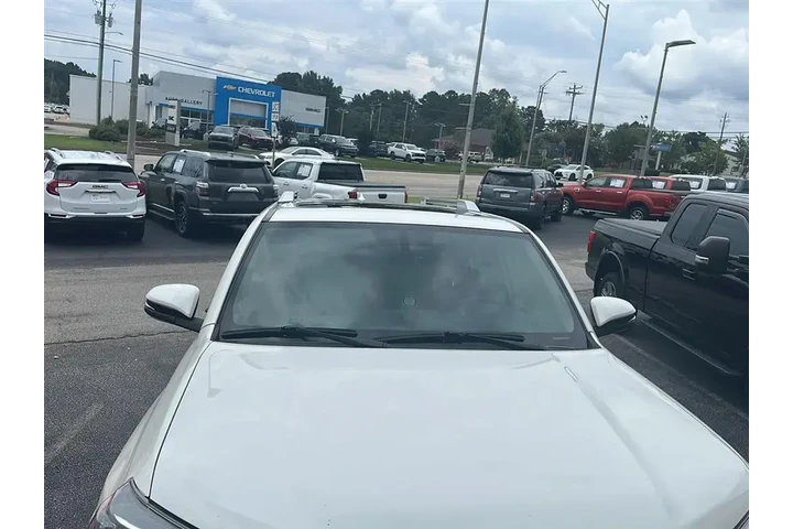 $28662 : Toyota 4Runner 2018 4x4 SR5 image 8