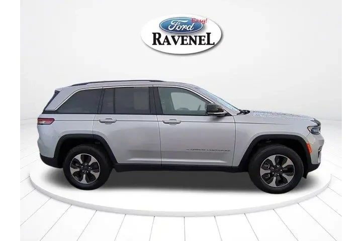 $28680 : Jeep Grand Cherokee 2023 4x4 image 3