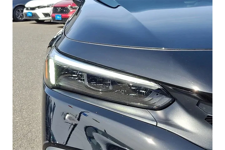 $21995 : Honda Civic 2024 LX 4dr Hatc image 9