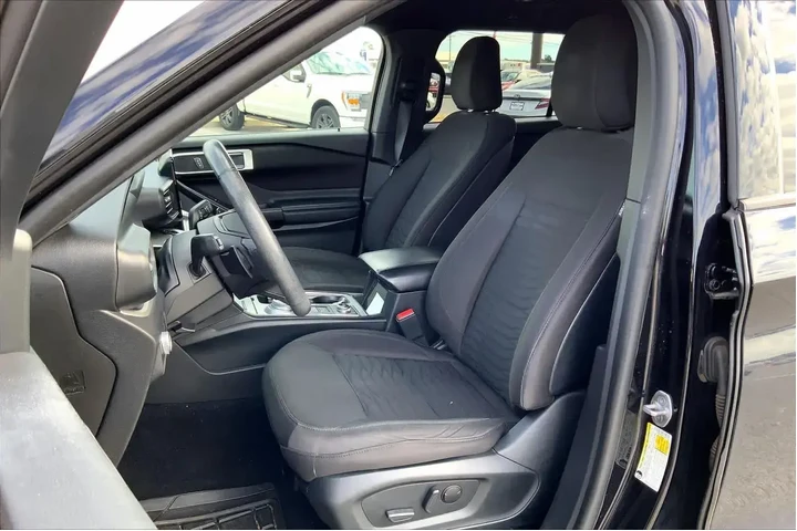 $21589 : Ford Explorer 2020 AWD XLT 4 image 7