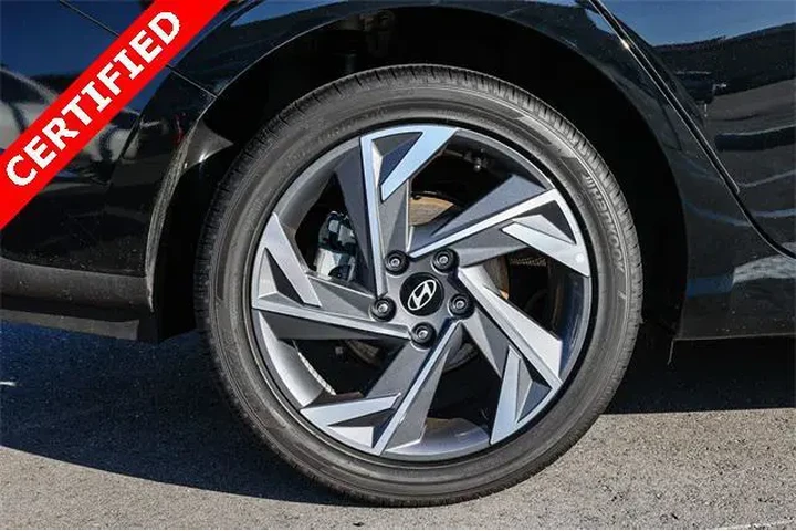 $22695 : Hyundai ELANTRA Hybrid 2025 image 8