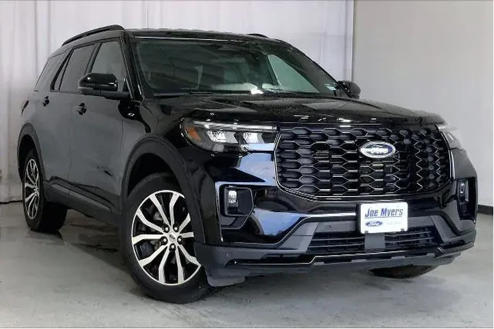 $37991 : Ford Explorer 2025 AWD ST-Li image 1