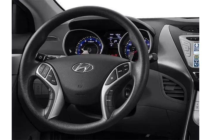 2013 Elantra GLS image 7