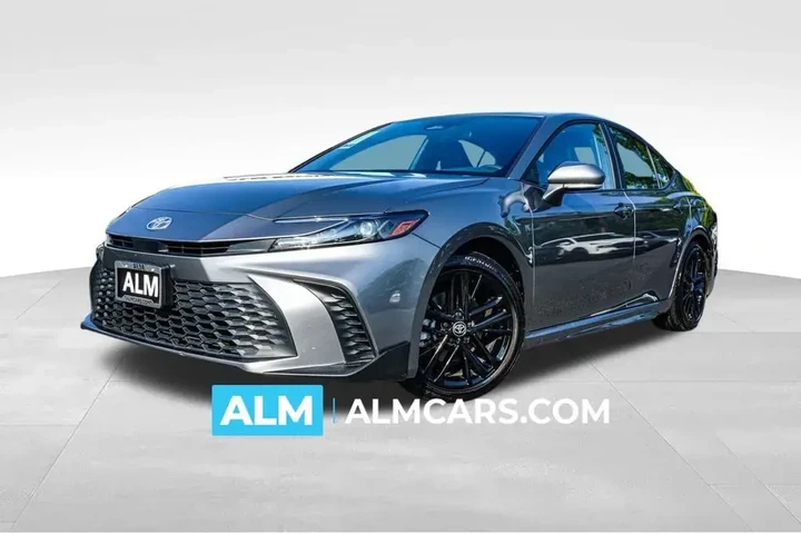 $26920 : Toyota Camry 2025 SE 4dr Sed image 1