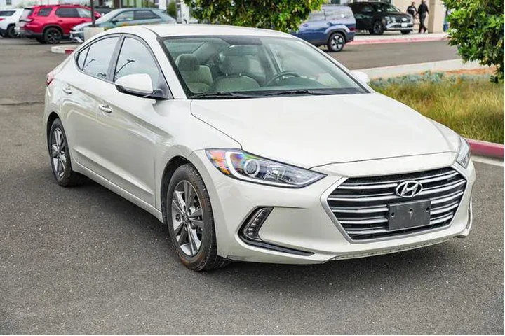 $11991 : Hyundai ELANTRA 2017 SE 4dr image 4