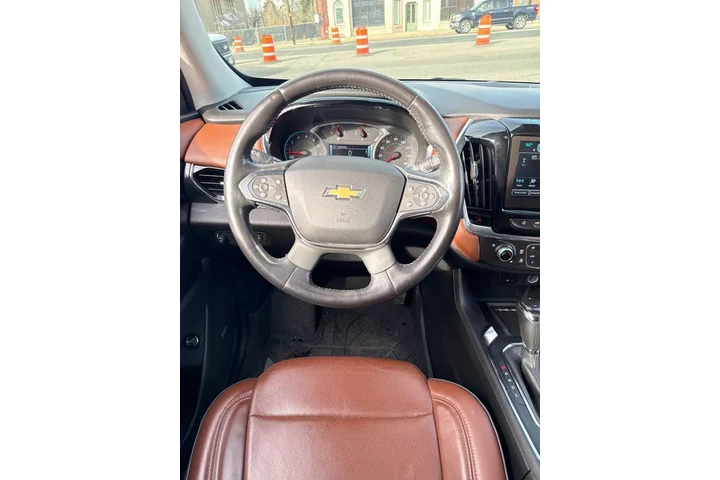 $14995 : 2018 Traverse High Country image 8