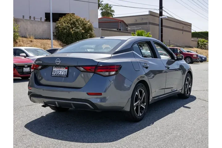 $20198 : Nissan Sentra 2025 SV 4dr Se image 4