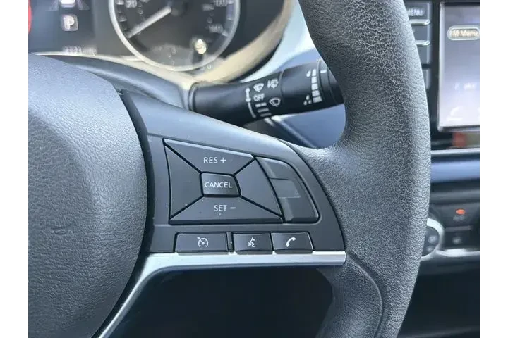 $16999 : Nissan Versa 2025 SV 4dr Sed image 10