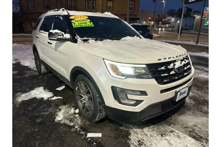 $16995 : 2017 Explorer Sport image 7