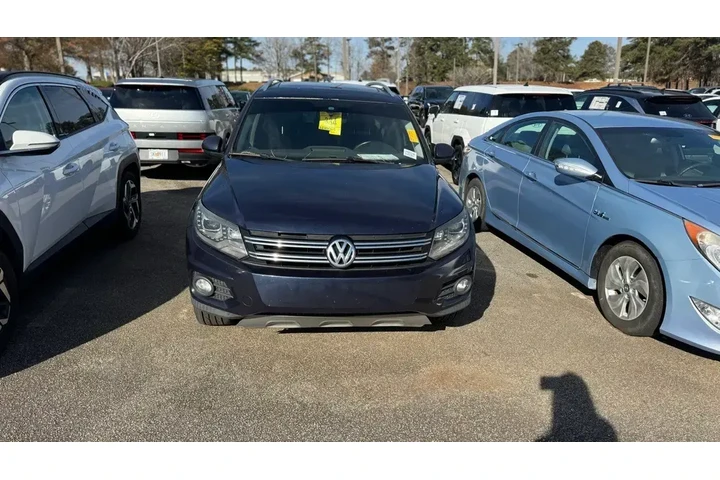 $12991 : Volkswagen Tiguan 2016 2.0T image 1
