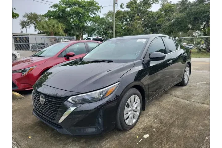 $17988 : Nissan Sentra 2024 S 4dr Sed image 2