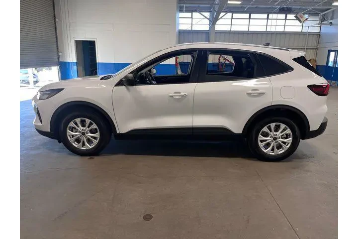 $23625 : Ford Escape 2025 Active 4dr image 6