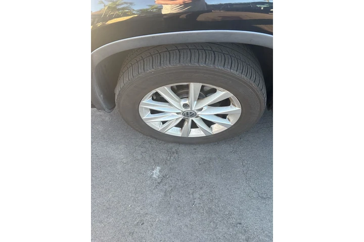 $11995 : Volkswagen Tiguan 2017 2.0T image 2