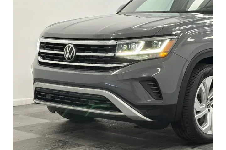 $24000 : Volkswagen Atlas Cross Sport image 2