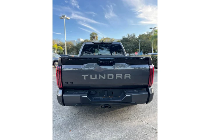 $52000 : TUNDRA HYBRID PLATINUM 4X4 image 7