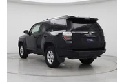 $30998 : Toyota 4Runner 2022 4x2 SR5 thumbnail