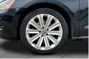 $7895 : Volkswagen Passat 2013 SE 4d thumbnail