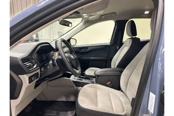 $24989 : Ford Escape 2023 AWD Active image 9